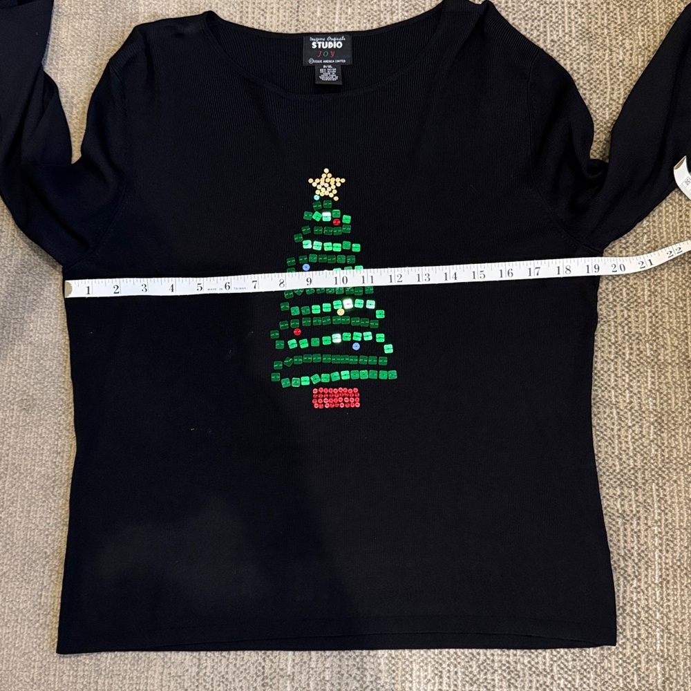🌲CHRISTMAS KNIT 3/4 SLEEVE TOP W/BLACK TREE DESIGN - Sz XLP - STUDIO JOY - Picture 5 of 10
